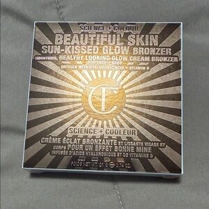 Charlotte Tilbury Beautiful Skin Sun-Kissed Glow Bronzer